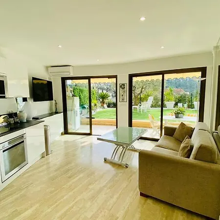 3 On Garden Level, Quiet And Comfortable Apartamento Mandelieu